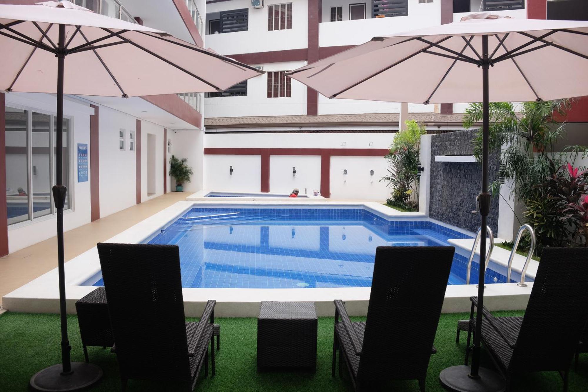 Sebastien Hotel Lapu-Lapu City Exterior photo